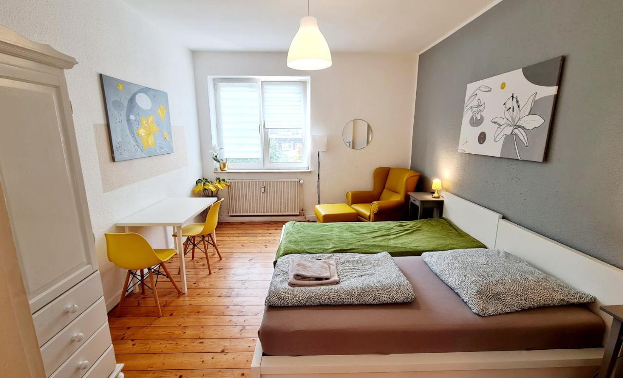 Ferienwohnung LILIE. Zentral und ruhig: nahe CentrO, HBF, Düss. Oberhausen  Exterior foto