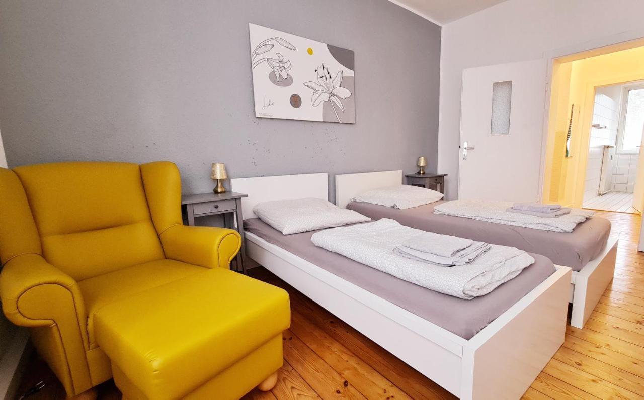 Ferienwohnung LILIE. Zentral und ruhig: nahe CentrO, HBF, Düss. Oberhausen  Exterior foto