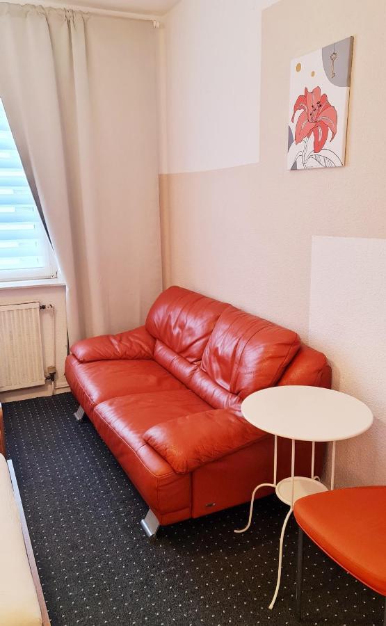 Ferienwohnung LILIE. Zentral und ruhig: nahe CentrO, HBF, Düss. Oberhausen  Exterior foto