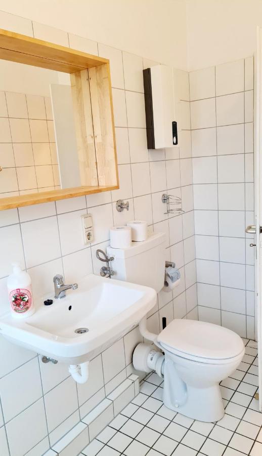 Ferienwohnung LILIE. Zentral und ruhig: nahe CentrO, HBF, Düss. Oberhausen  Exterior foto