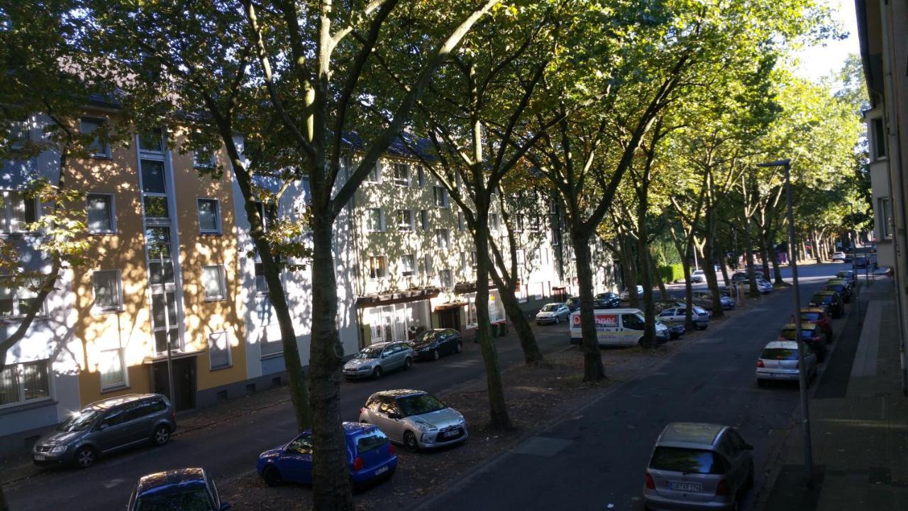Ferienwohnung LILIE. Zentral und ruhig: nahe CentrO, HBF, Düss. Oberhausen  Exterior foto